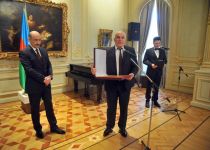 Азербайджанским звездам и деятелям культуры вручены государственные награды (ФОТО)
