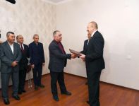 Состоялась церемония предоставления квартир и автомобилей инвалидам Карабахской войны и приравненным к ним лицам
В церемонии принял участие Президент Ильхам Алиев (ФОТО)