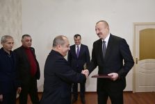 Состоялась церемония предоставления квартир и автомобилей инвалидам Карабахской войны и приравненным к ним лицам
В церемонии принял участие Президент Ильхам Алиев (ФОТО)