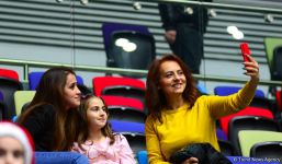 В Национальной арене гимнастики представлено грандиозное новогоднее шоу (ФОТО)