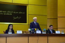 Сахиб Алекперов: В госбюджет поступили средства, превышающие прогнозы на 415 млн манатов (ФОТО)