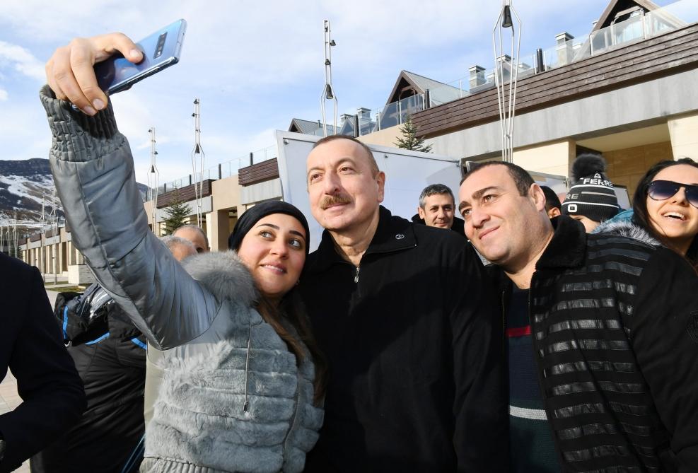Президент Ильхам Алиев и Первая леди Мехрибан Алиева ознакомились с работами, проведенными в туристическом центре «Шахдаг» (ФОТО/ВИДЕО)