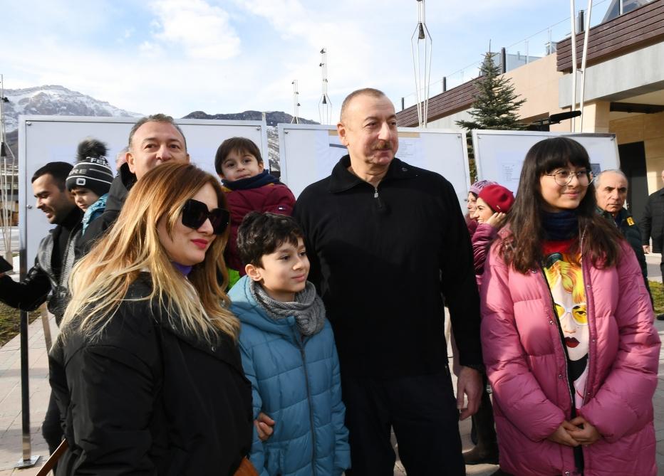 Президент Ильхам Алиев и Первая леди Мехрибан Алиева ознакомились с работами, проведенными в туристическом центре «Шахдаг» (ФОТО/ВИДЕО)