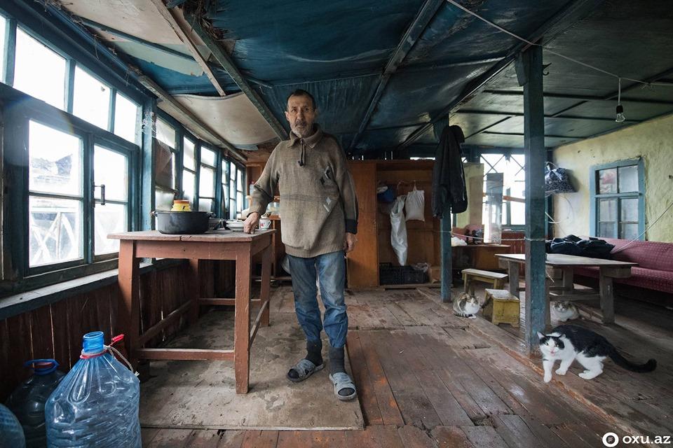 Последний русский Робинзон из Азербайджана. Затерянный мир острова Кюр-Дили (ВИДЕО, ФОТО)