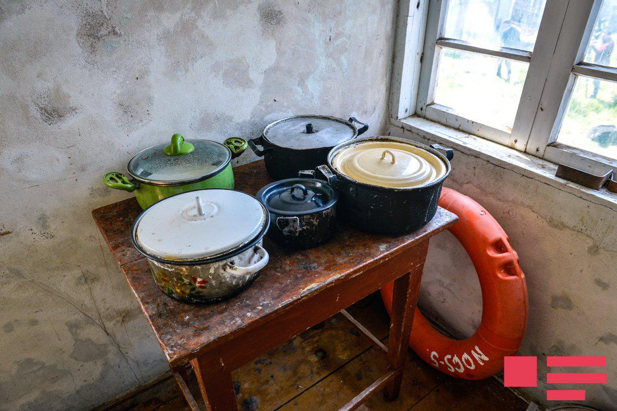 Последний русский Робинзон из Азербайджана. Затерянный мир острова Кюр-Дили (ВИДЕО, ФОТО)