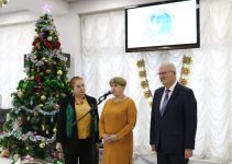 Александра Никушина поздравила юных азербайджанских актеров