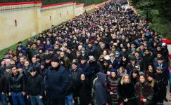 Общественность Азербайджана чтит светлую память жертв трагедии 20 Января (ФОТО)