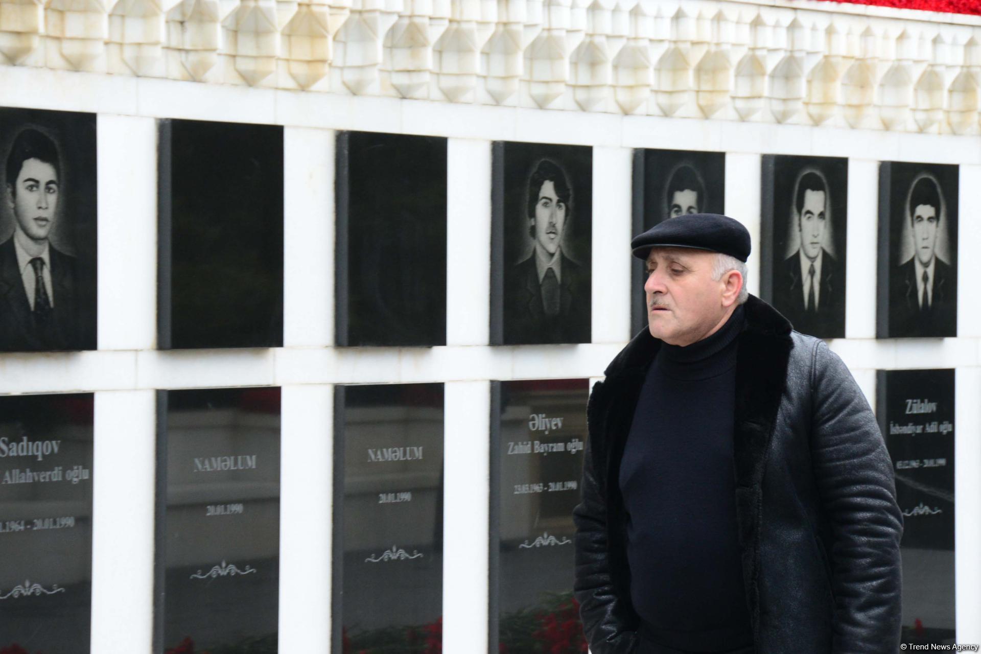 Общественность Азербайджана чтит светлую память жертв трагедии 20 Января (ФОТО)