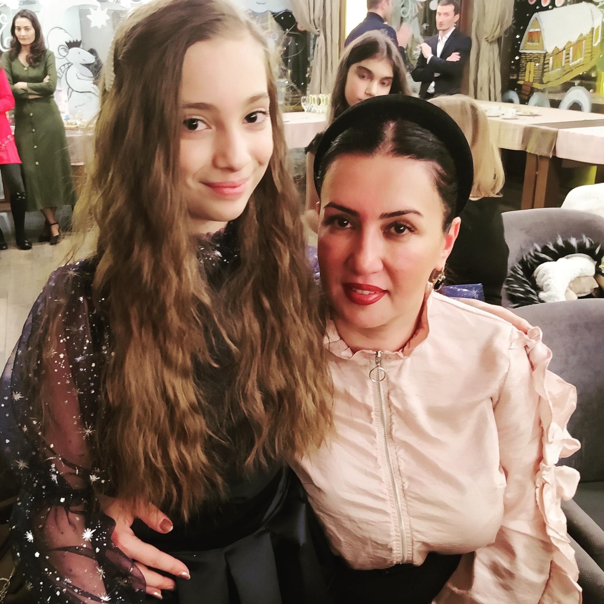 11-летняя Арзу представила патриотический клип "Родина-Мать" (ВИДЕО, ФОТО)