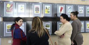 Победа – одна на всех! Палитра и винтовка на бакинском холсте  (ФОТО)