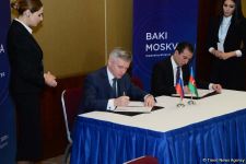 В столице Азербайджана, в рамках конференции "Баку-Москва - диалог культур", состоялось открытие круглого стола (ФОТО)