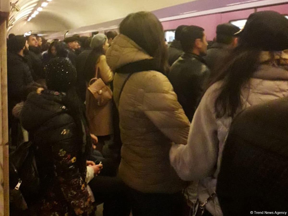 В метро Баку назвали число перевезенных болельщиков после матча "Карабах"-"Марсель"