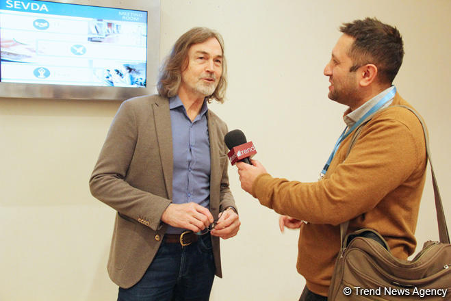Никас Сафронов создал картины об Азербайджане. В Баку будет представлено 200 произведений