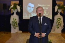 Юбилей Самандара Рзаева. Через "Гамлета" к славе (ФОТО)