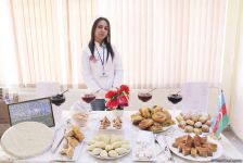 Пробуйте на здоровье! В Баку открылся Фестиваль национальных сладостей (ФОТО)