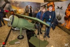 В Баку воссоздана атмосфера Первой мировой войны – самолет, солдаты, 100 грамм для храбрости (ВИДЕО, ФОТО)