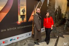 В Баку воссоздана атмосфера Первой мировой войны – самолет, солдаты, 100 грамм для храбрости (ВИДЕО, ФОТО)