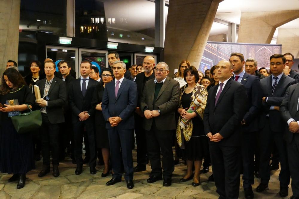 Exhibition of Azerbaijani carpets opens at UNESCO's Headquarters (PHOTO)