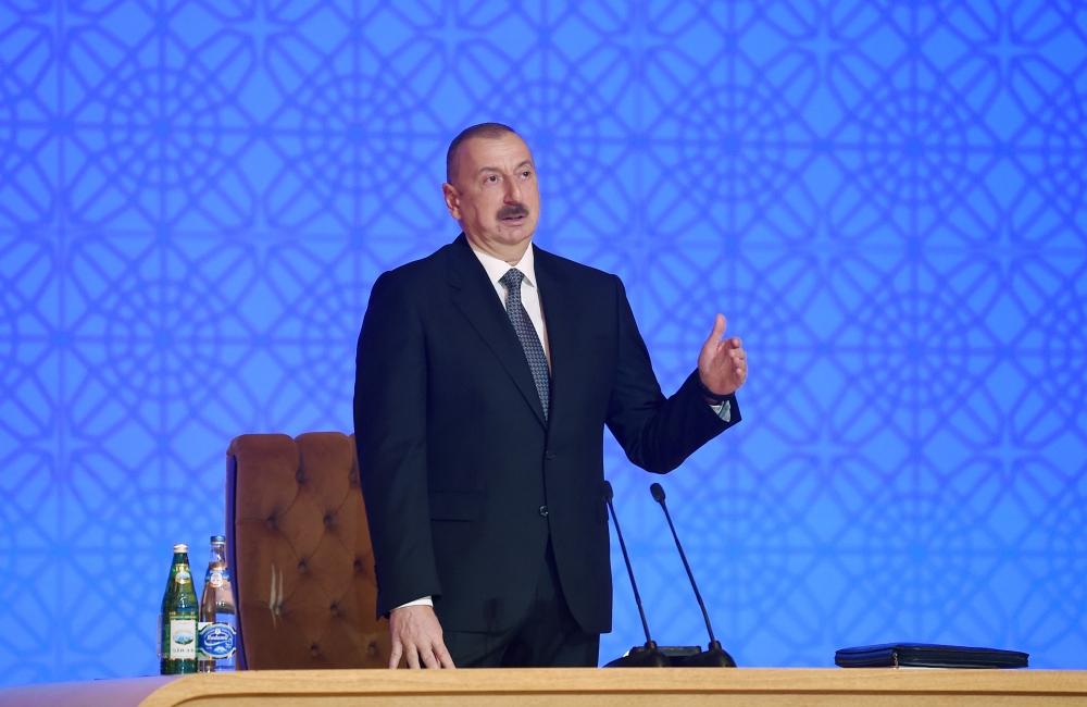 Президент Ильхам Алиев принял участие в конференции, посвященной итогам первого года реализации Госпрограммы социально-экономического развития регионов в 2019-2023 годах (ФОТО)
