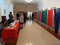 Azerbaijani people voting in parliamentary elections (PHOTO)