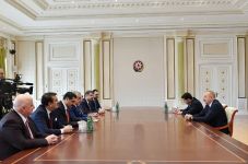 Президент Ильхам Алиев принял делегацию во главе с руководителем группы межпарламентской дружбы Турция-Азербайджан (ФОТО)