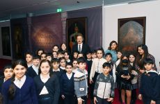 President Ilham Aliyev presents "Sharaf" Order to People’s Artist Alibaba Mammadov (PHOTO)