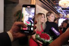 Тунзаля Агаева провела шоколадный конфетный вечер "Любимые" со звездами (ФОТО)