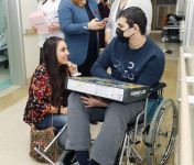 Vice-President of Heydar Aliyev Foundation Leyla Aliyeva meets with children suffering from oncological diseases (PHOTO)