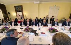 Президент Ильхам Алиев в рамках Мюнхенской конференции по безопасности принял участие в круглом столе на тему «Энергетическая безопасность» (ФОТО) (Версия 2)