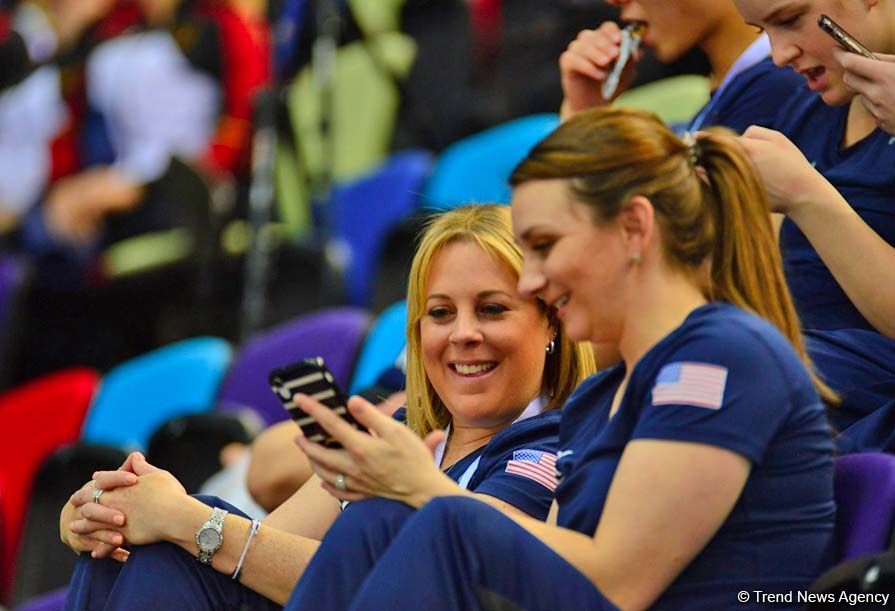 Emotions of fans at FIG World Cup in Trampoline Gymnastics & Tumbling in Baku (PHOTO)