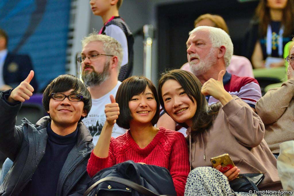 Emotions of fans at FIG World Cup in Trampoline Gymnastics & Tumbling in Baku (PHOTO)