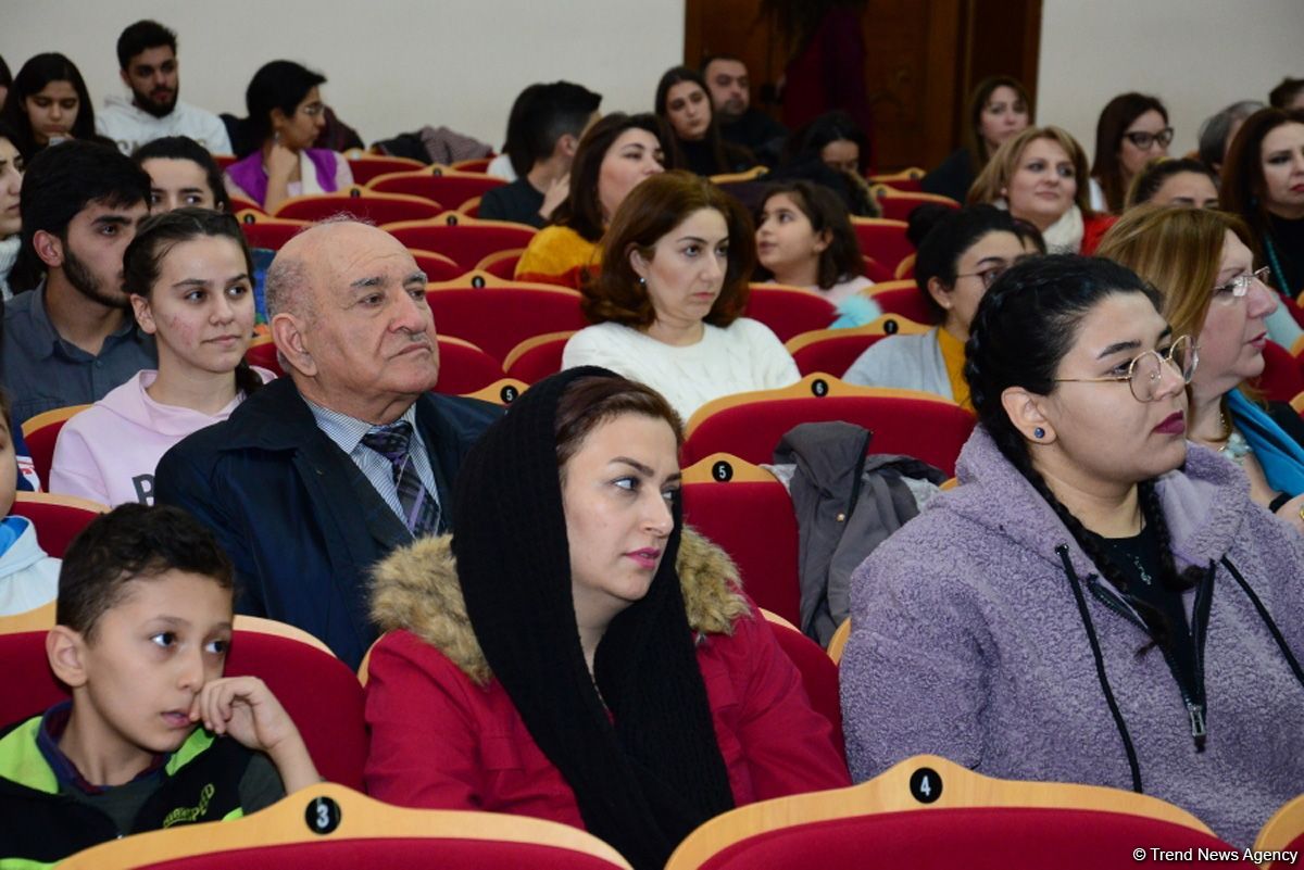 Мир гармонии в Баку – дан старт международному конкурсу (ФОТО)