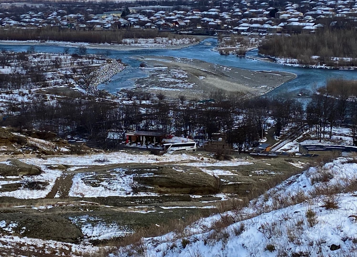Как азербайджанцы оказались в пещерном городе Уплисцихе (ФОТО)