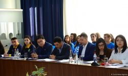 В Баку прошло первое заседание Каспийской школы волонтерства «Меридианы доброй воли» (ФОТО)