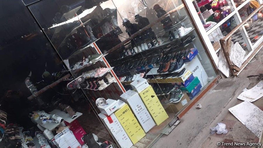 TƏBİB: В пожаре в бакинском т/ц "Садарак" пострадали 10 человек