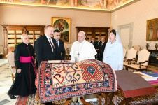 Президент Азербайджана Ильхам Алиев встретился в Ватикане с Папой Франциском (ФОТО)
