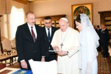 Президент Азербайджана Ильхам Алиев встретился в Ватикане с Папой Франциском (ФОТО)