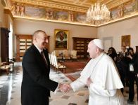 Президент Азербайджана Ильхам Алиев встретился в Ватикане с Папой Франциском (ФОТО)