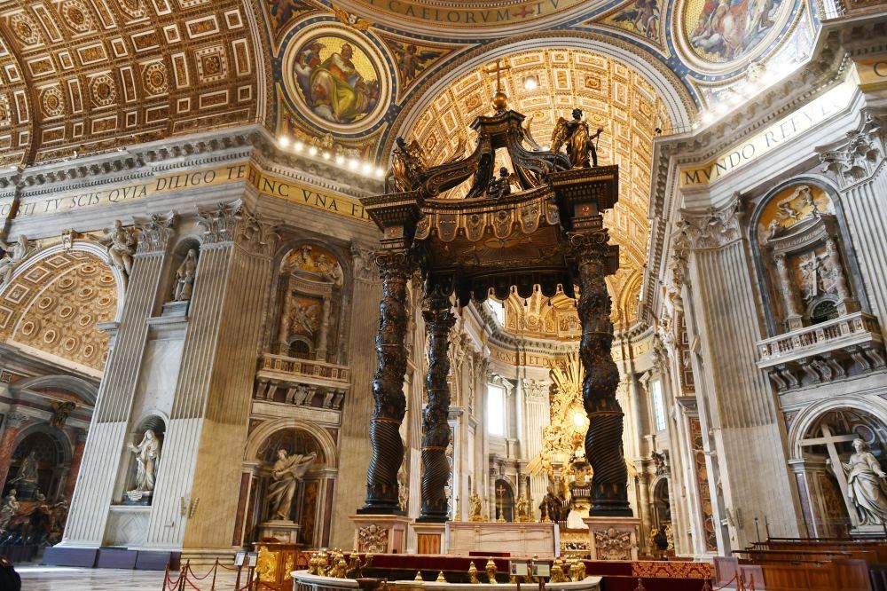 President Ilham Aliyev and first lady Mehriban Aliyeva viewed Sistine Chapel and St. Peter's Basilica in Vatican (PHOTO)