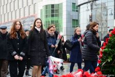 Общественность Азербайджана чтит память жертв Ходжалинского геноцида (ФОТО)