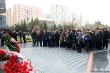 Общественность Азербайджана чтит память жертв Ходжалинского геноцида (ФОТО)