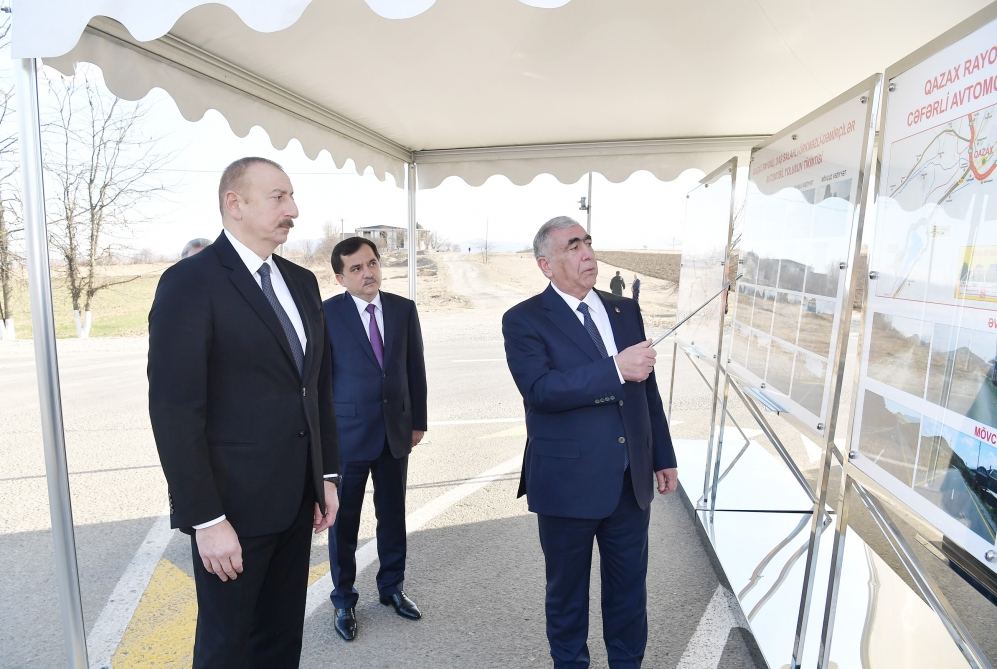 Президент Ильхам Алиев принял участие в открытии автомагистрали Даш Салахлы-Уркмезли-Демирчиляр  (ФОТО)