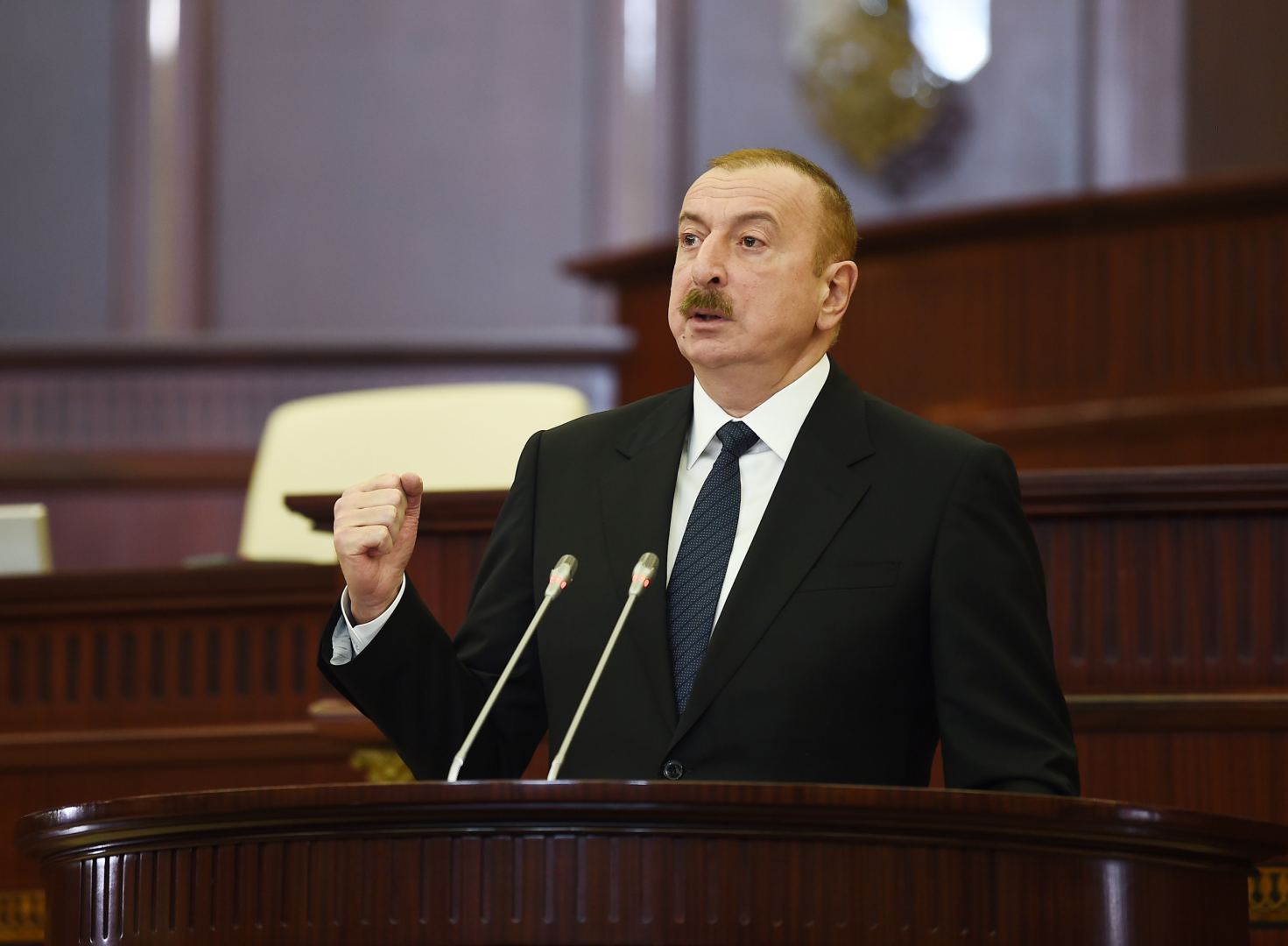 Президент Ильхам Алиев принял участие  в первом заседании парламента  VI созыва (ФОТО/ВИДЕО)