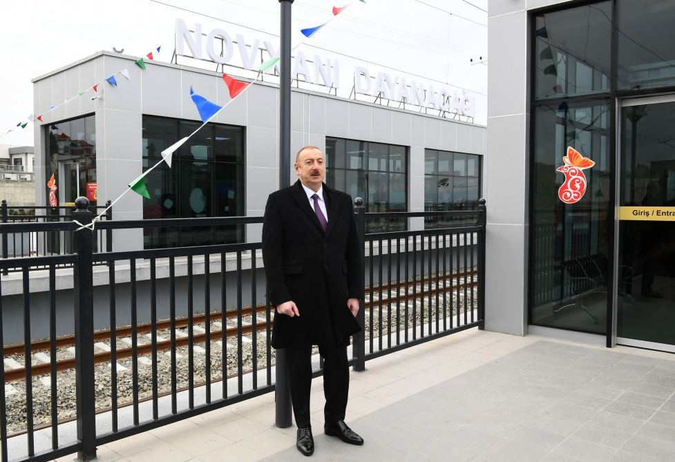 Президент Ильхам Алиев принял участие в открытии после реконструкции участка Пиршаги-Горадил-Новханы-Сумгайыт Абшеронской кольцевой железной дороги (ФОТО/ВИДЕО) (версия 2)