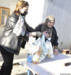 Депутат Севиль Микаилова оказала продовольственную помощь малообеспеченным семьям и одиноким лицам (ФOTO)
