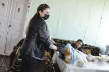 Депутат Севиль Микаилова оказала продовольственную помощь малообеспеченным семьям и одиноким лицам (ФOTO)