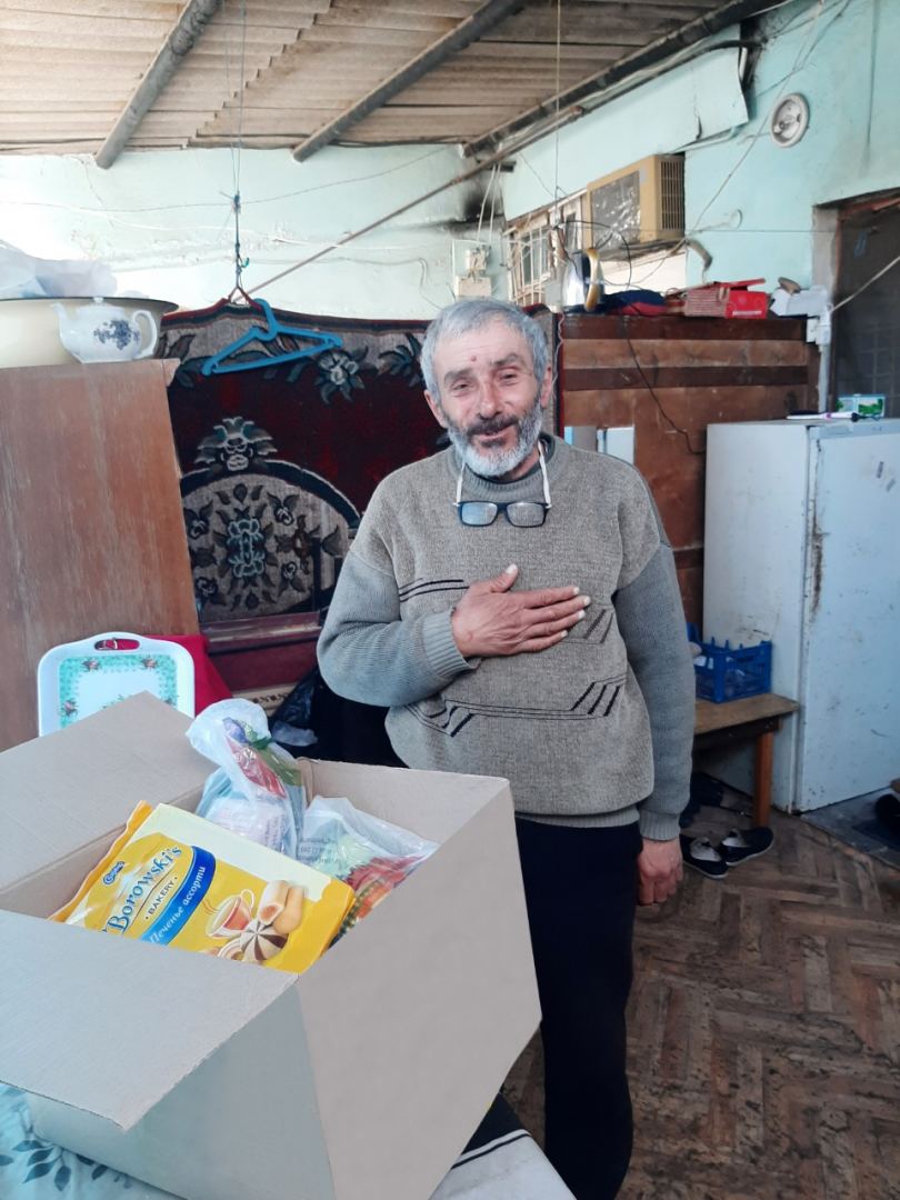 По инициативе вице-президента Фонда Гейдара Алиева Лейлы Алиевой малообеспеченным семьям оказана помощь (ФОТО)