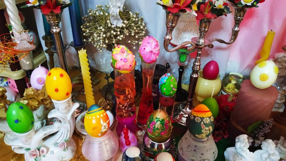 В Баку создан красочный домашний музей Пасхи (ФОТО)