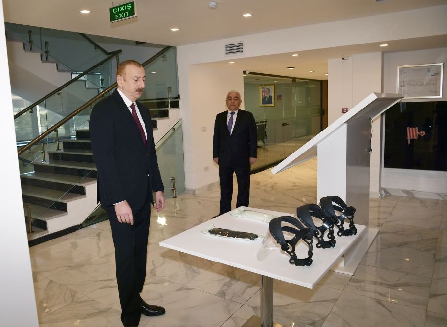 Президент Ильхам Алиев принял участие в открытии после реконструкции Главного управленческого, научно-образовательного и лабораторного комплекса ОАО «Азерэнержи» (ФОТО/ВИДЕО)