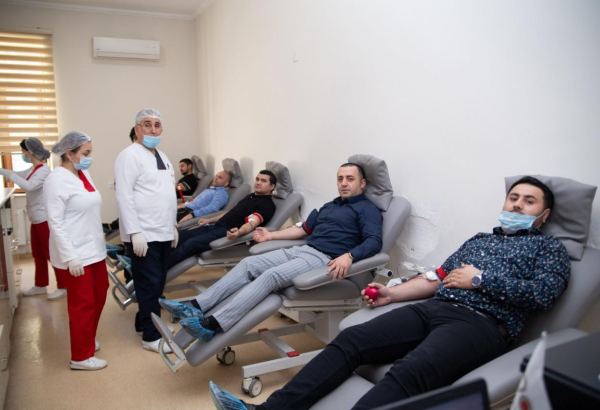 Азербайджанские мастера единоборств провели акцию в поддержку больных талассемией (ФОТО)